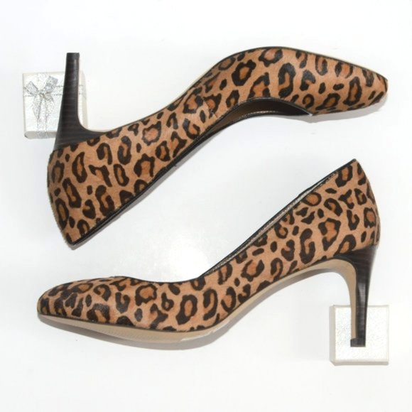 NWOT / NWOB Size 6.5 Banana Republic "Ivonne" Leopard Print-Dyed Calf Hair Pumps - Picture 7 of 15